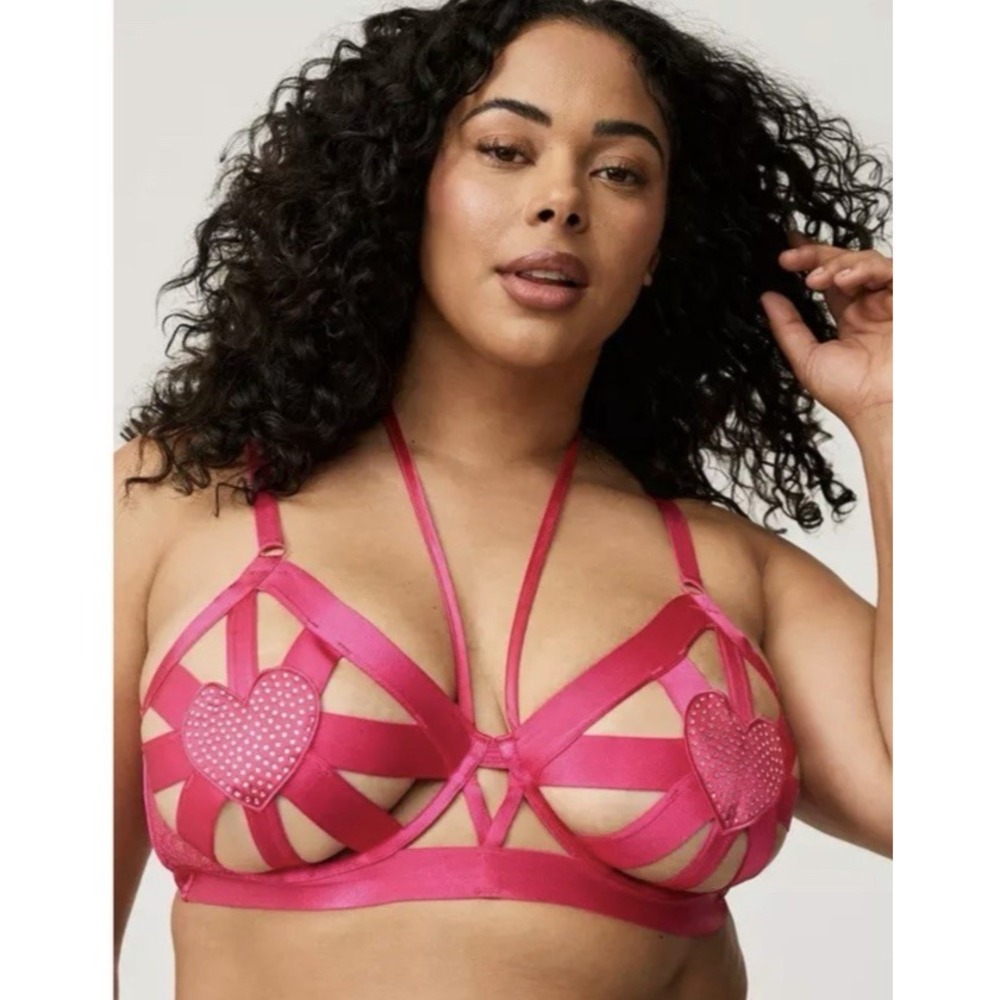 NWOT Torrid Diamante Hearts Open Cup Bra Sz‎ 4 / 4X Pink Peacock